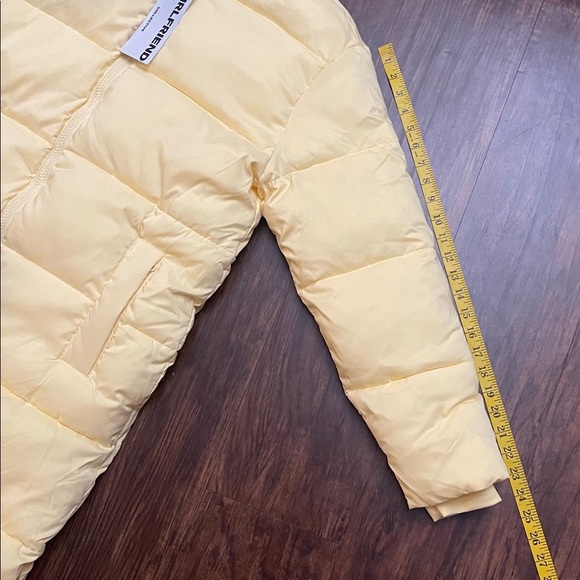 NWT Girlfriend Collective Banana Yellow Long Puffer Winter Coat Medium - Picture 7 of 9